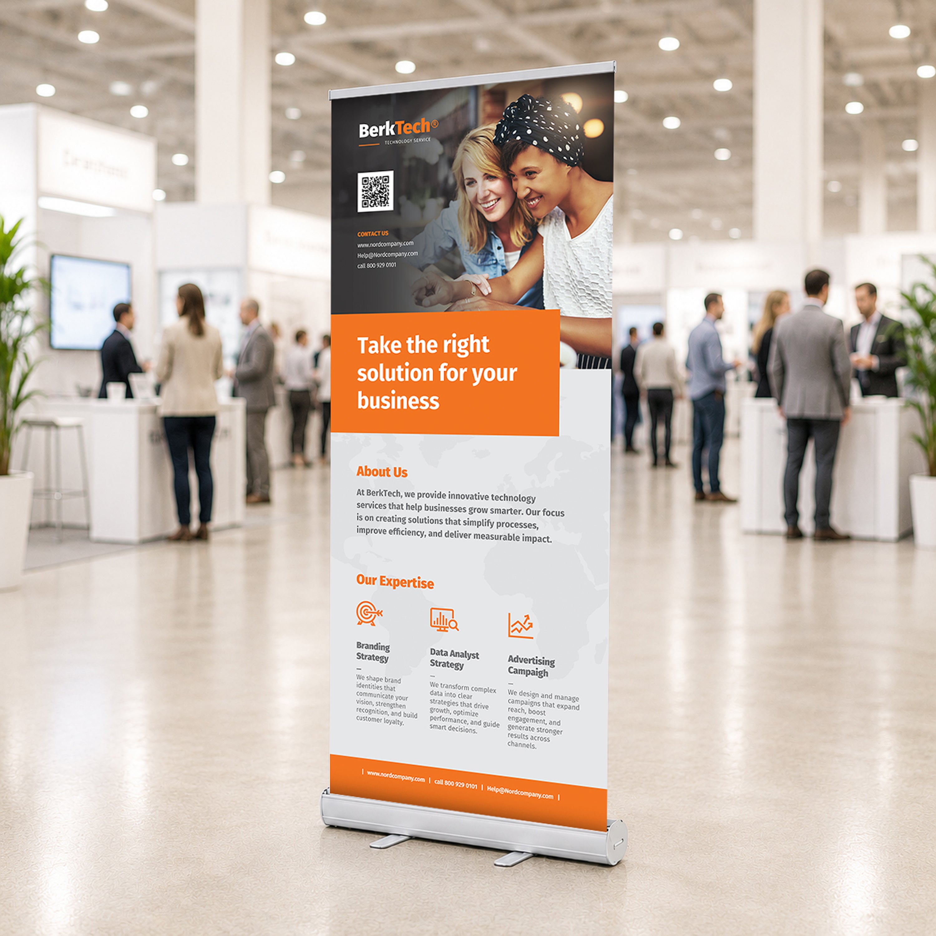 GoVizly Displays retractable banner stand with custom full-color printed graphic at a trade show.